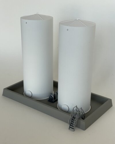 15' x 40' Fiberglass Tank